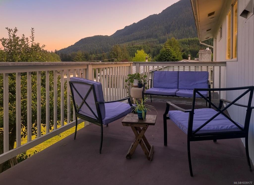 Fourth View of 221 Spar St, Sayward, BC, V0P 1R0