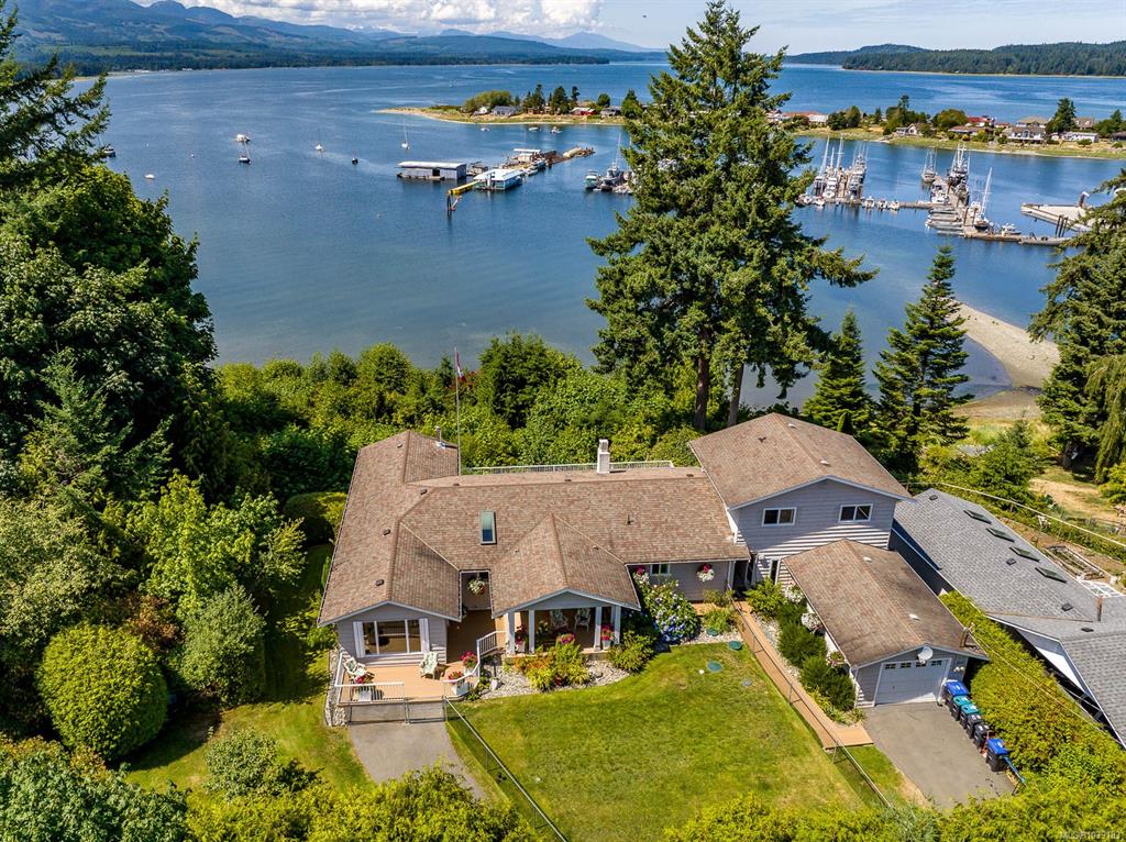 Fourth View of 200 Crome Point Rd, Bowser, BC, V0R 1G0