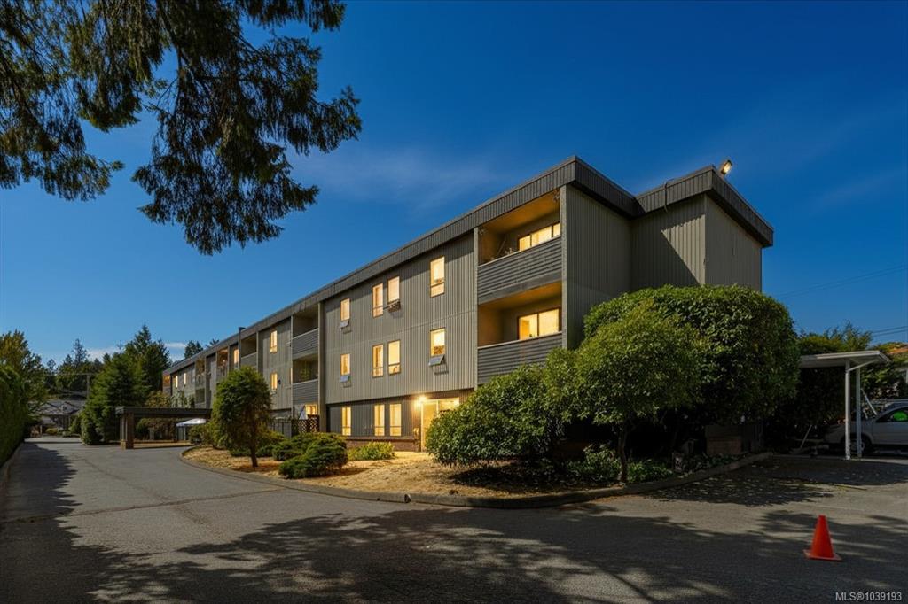 3251 Cowichan Lake Rd, 1039193, BC,