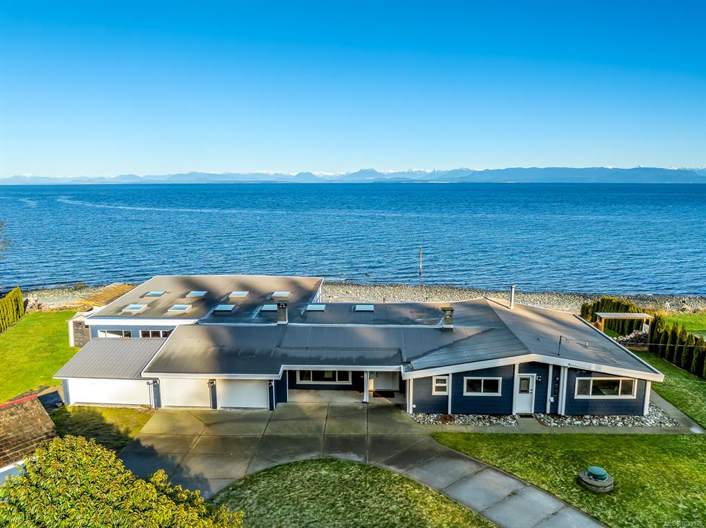 Third View of 5778 Coral Rd, Courtenay, BC, V9J 1W9
