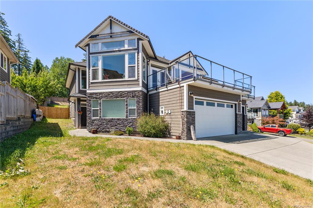 Third View of 937 Timberline Dr, Campbell River, BC, V9H 0A8