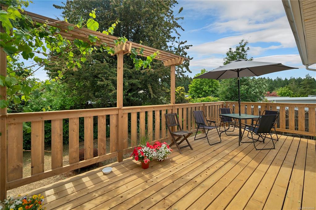 Fifth View of 755 Kit Cres, Campbell River, BC, V9H 1P6