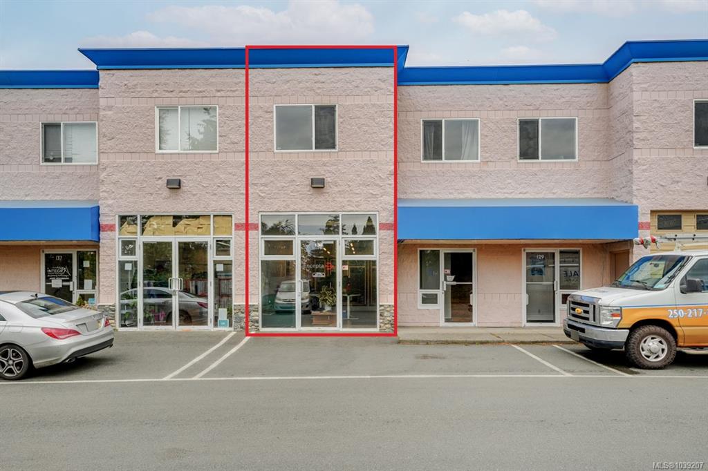 937 Dunford Ave, 1039207, BC,