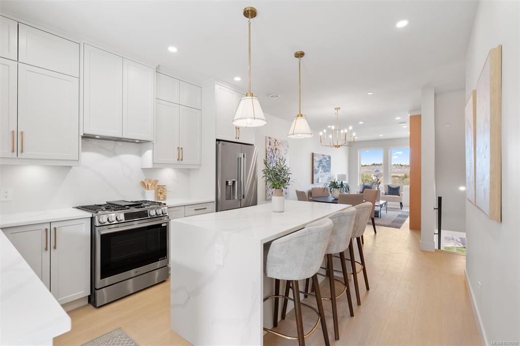 Fifth View of 2098 Kingbird Dr, Langford, BC, V9B 0E7