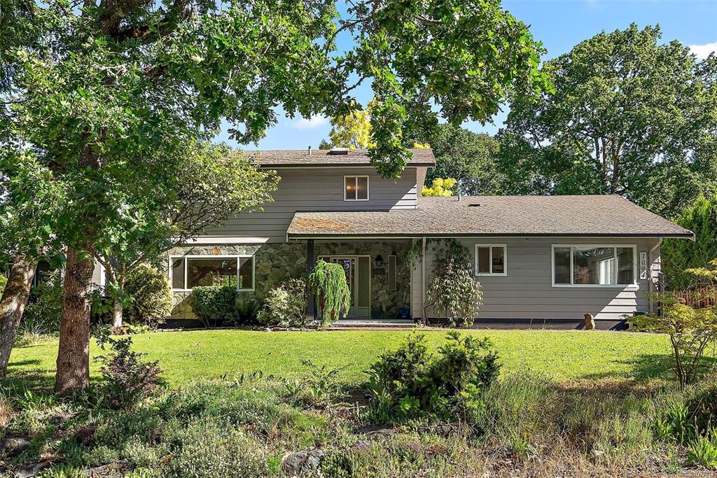 1094 Sluggett Rd, 1039211, BC,
