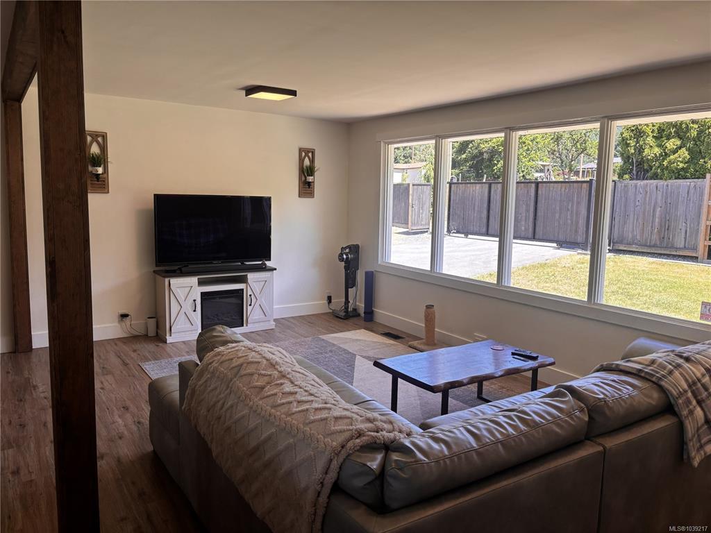 Fifth View of 5054 Dundalk Ave N, Port Alberni, BC, V9Y 8P8