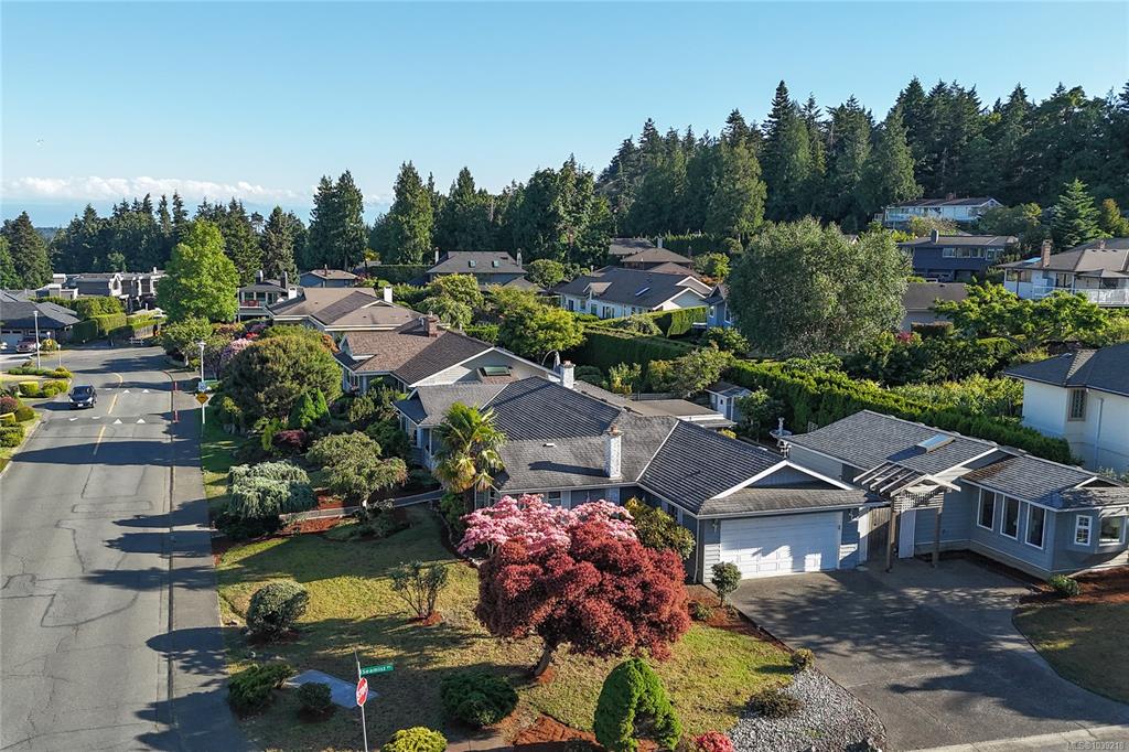 Second View of 4878 Sea Ridge Dr, Saanich, BC, V8Y 2R8