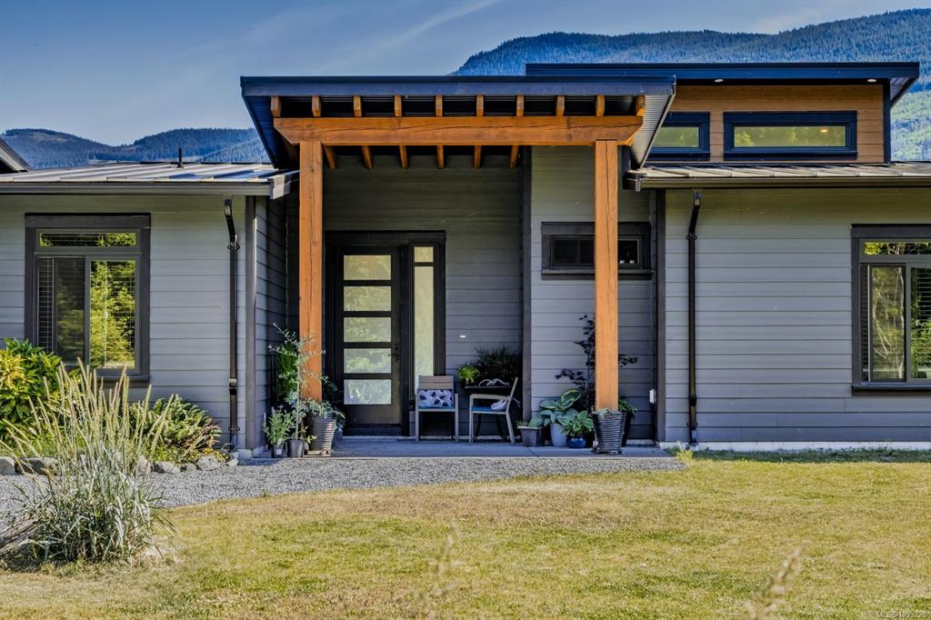 Third View of 3770 Tralee Rd, Whiskey Creek, BC, V9K 1V6