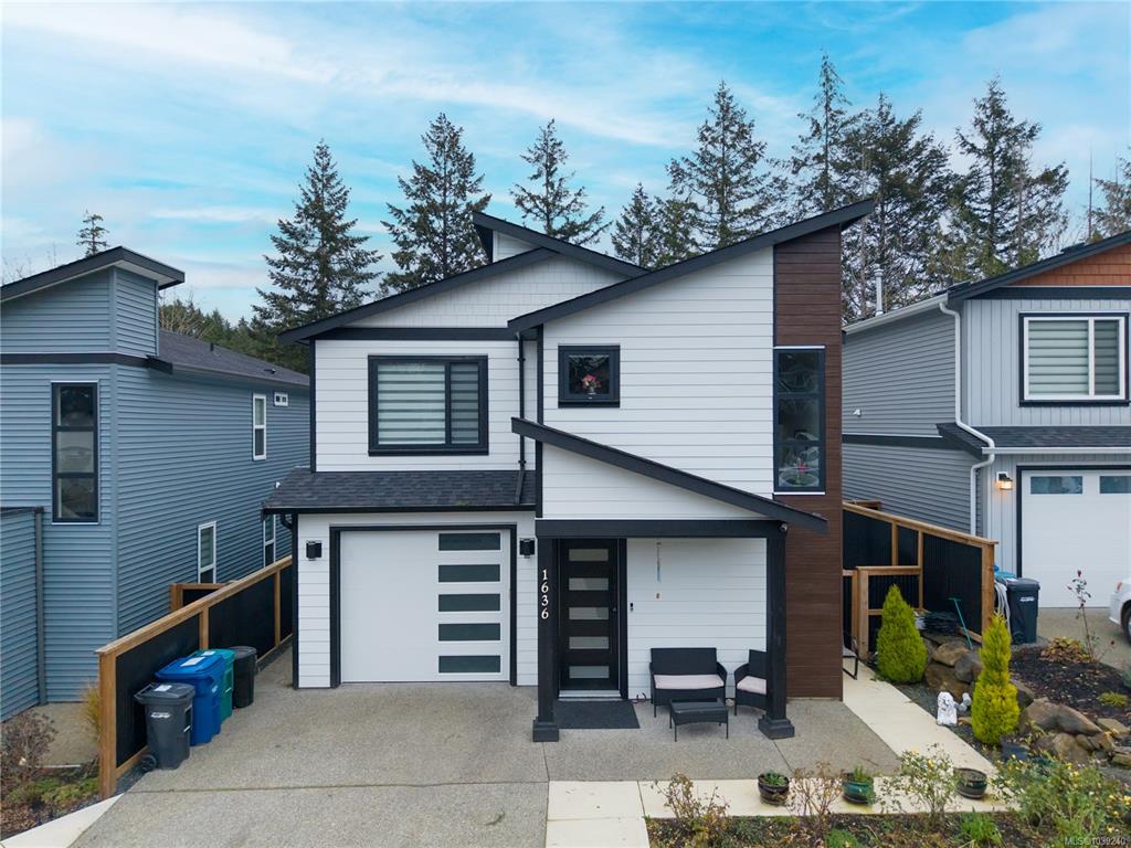 1636 Roberta Rd S, 1039240, BC,