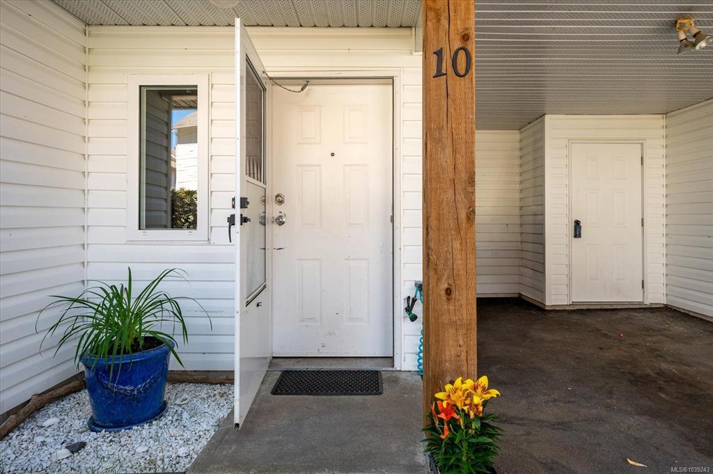Fourth View of 711 Malone Rd, Ladysmith, BC, V9G 1S4