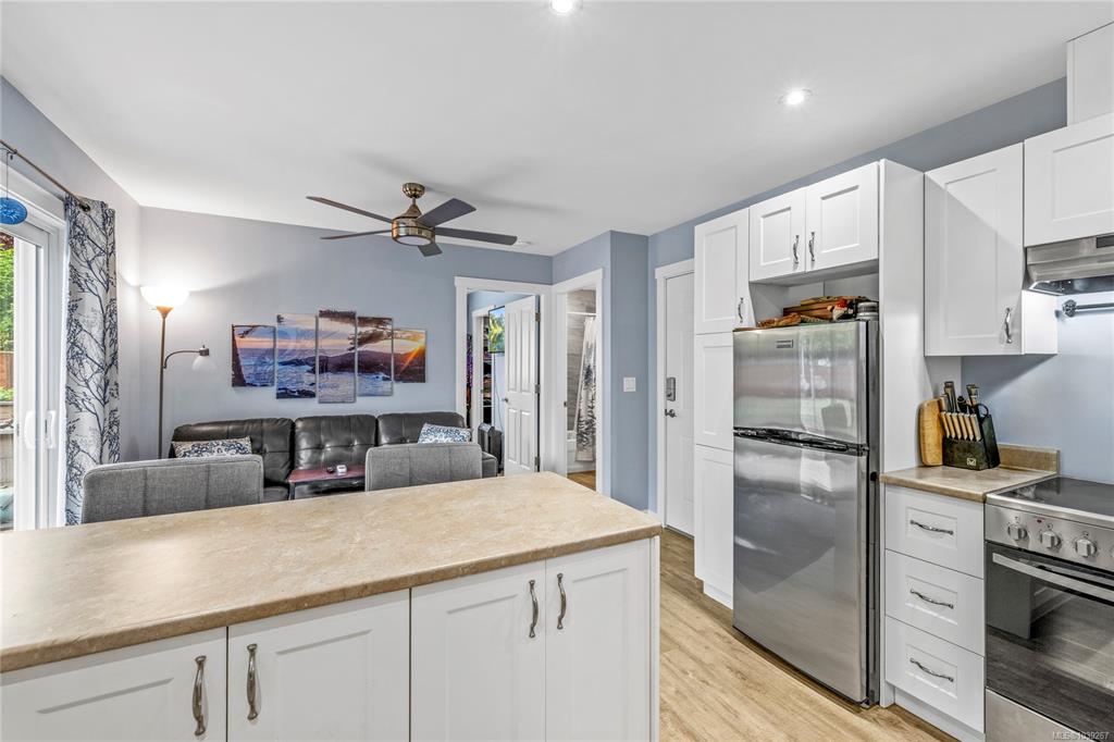 Fourth View of 375 Temple St, Parksville, BC, V9P 1C9