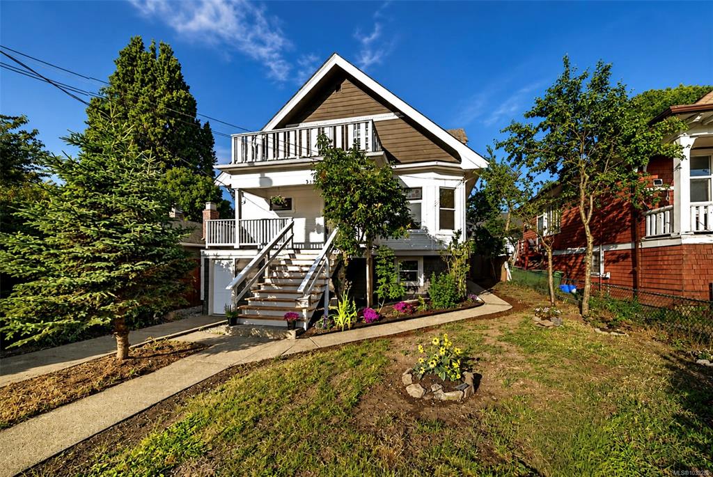 Second View of 3109 Glasgow St, Victoria, BC, V8X 1L8
