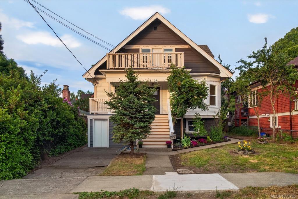 Third View of 3109 Glasgow St, Victoria, BC, V8X 1L8
