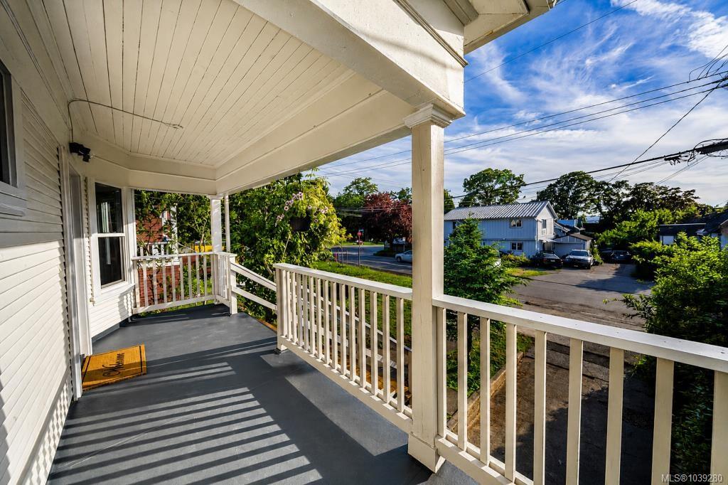 Fifth View of 3109 Glasgow St, Victoria, BC, V8X 1L8
