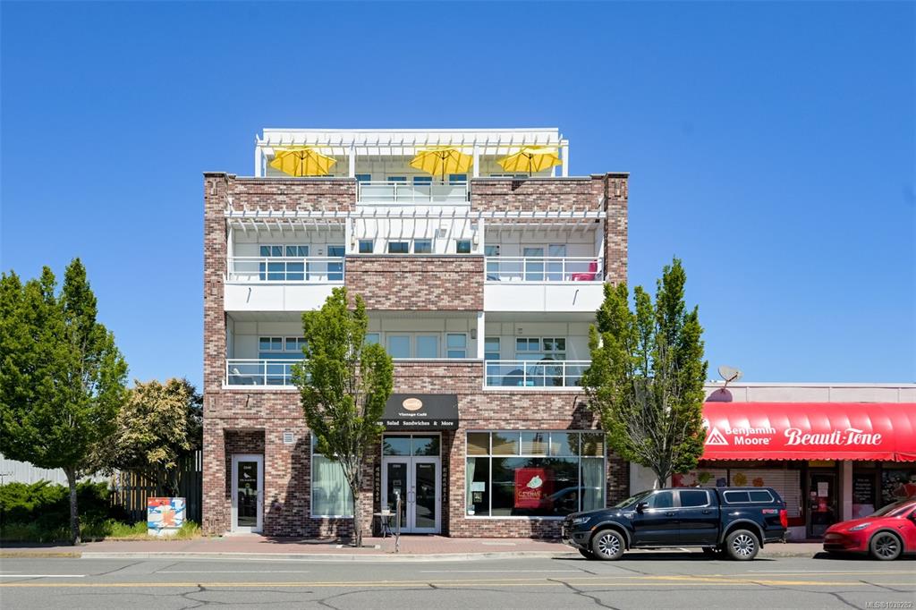 2348 Beacon Ave, 1039282, BC,