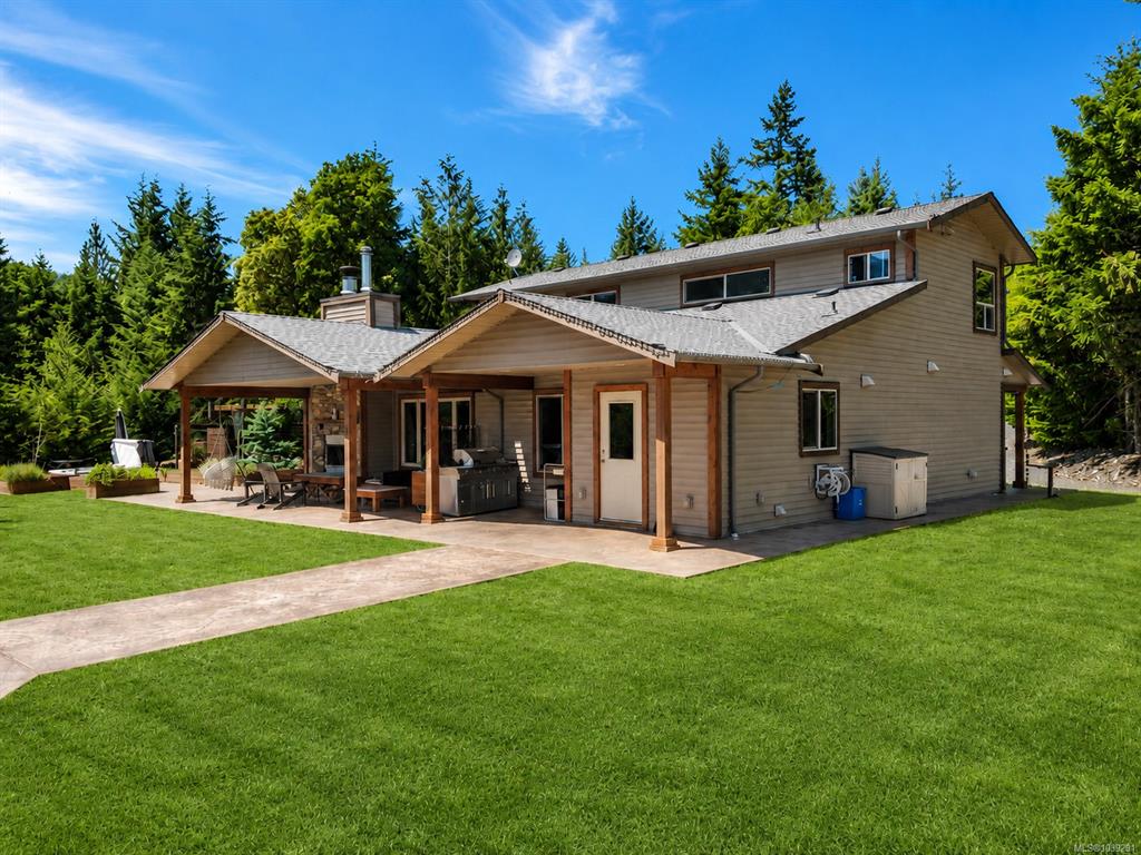Third View of 1680 Peligren Pl, Qualicum Beach, BC, V9K 2S3