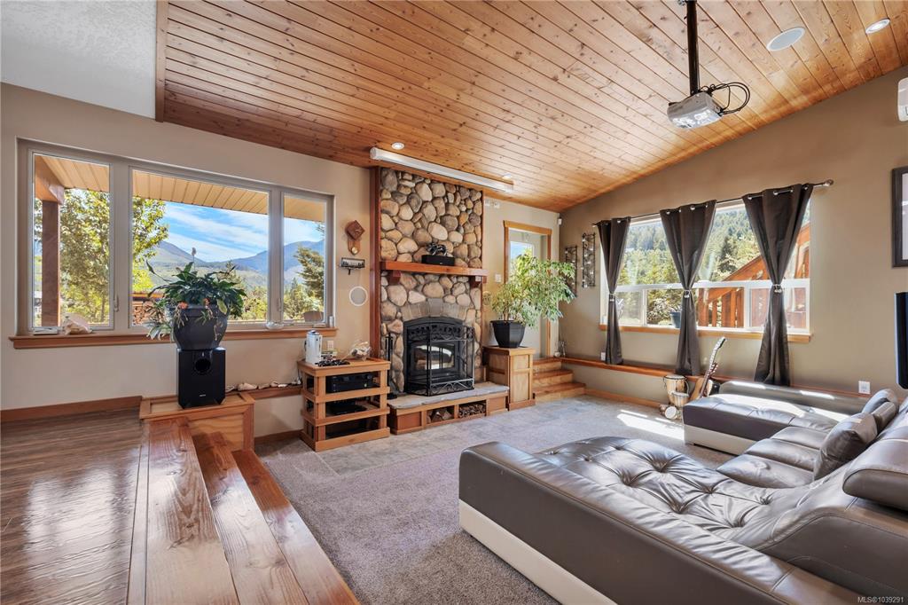 Fourth View of 1680 Peligren Pl, Qualicum Beach, BC, V9K 2S3