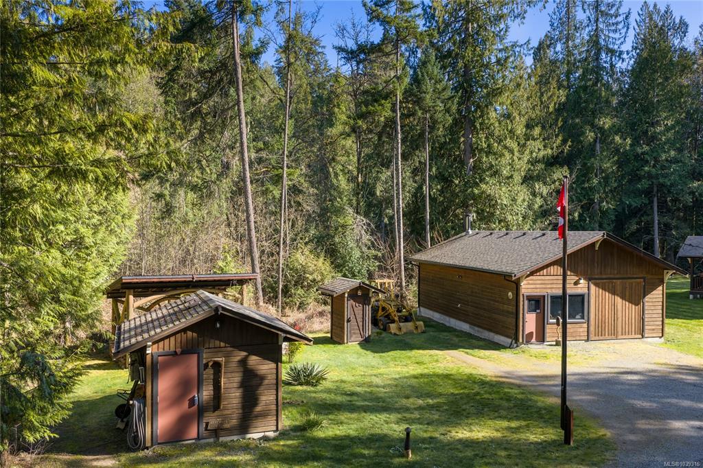 Fifth View of 13475 Cedar Rd, Ladysmith, BC, V9G 1H5