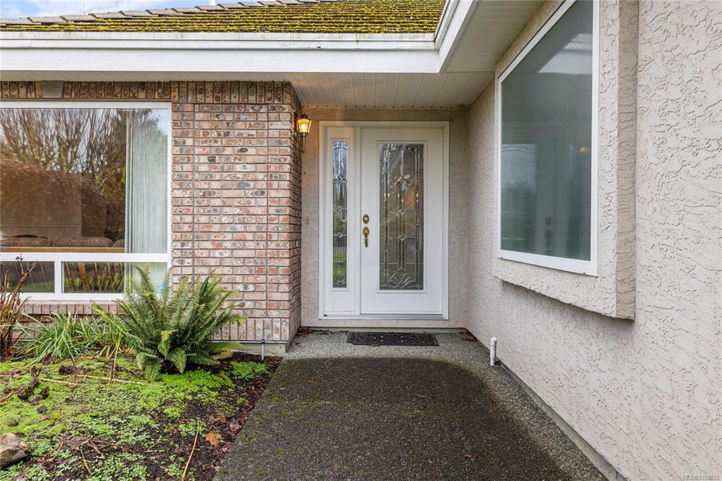 Fifth View of 117 Denman Dr, Qualicum Beach, BC, V9K 1R7