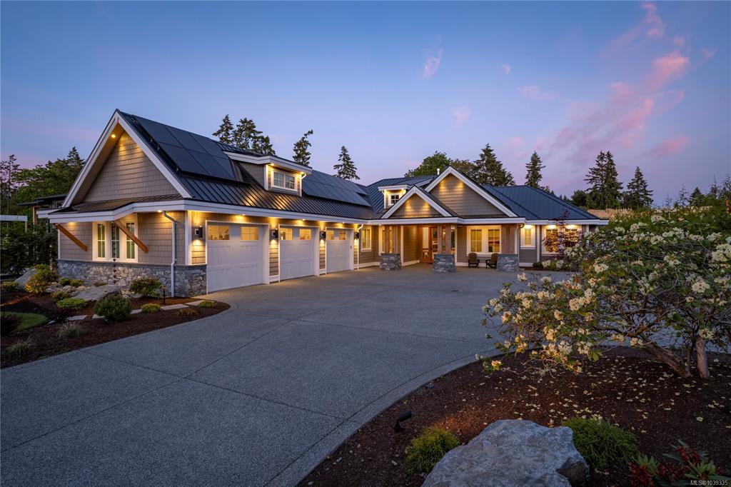 7399 Sunbury Rd, 1039335, BC,