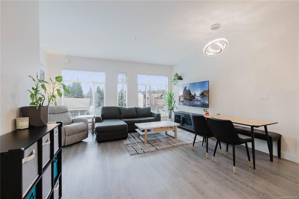 707 Treanor Ave, 1039338, BC,