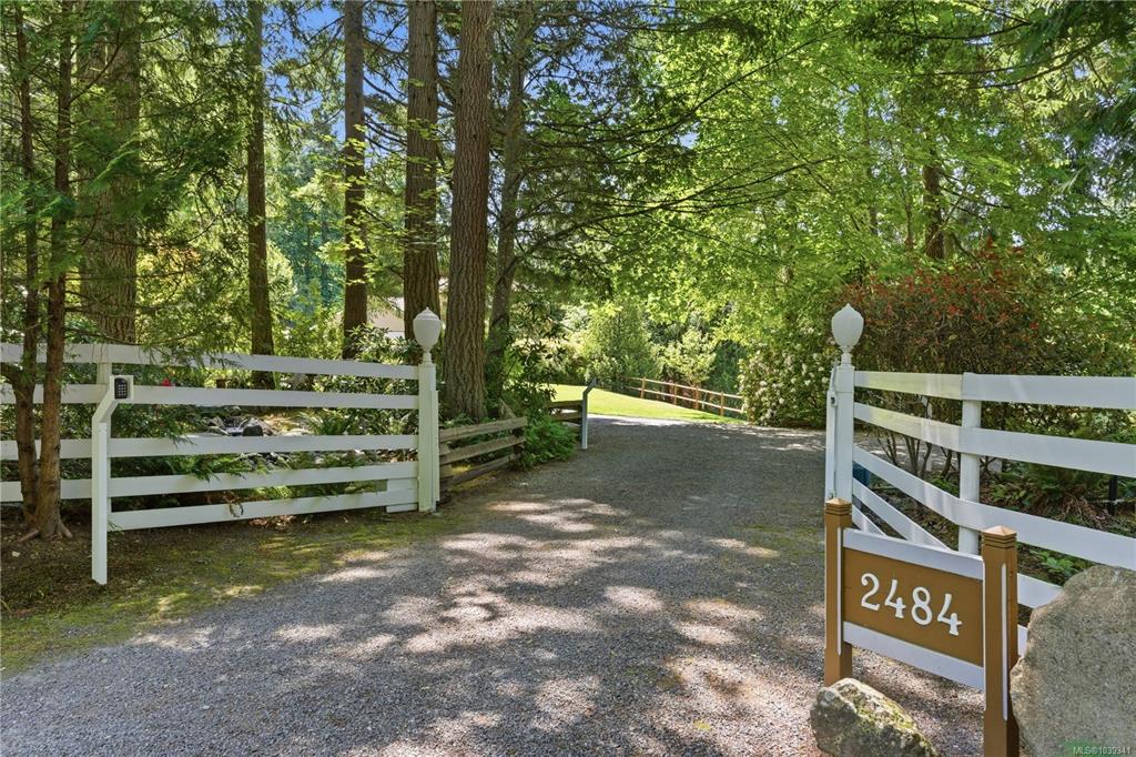 Third View of 2484 Gibbs Pl, Mill Bay, BC, V8H 1A4
