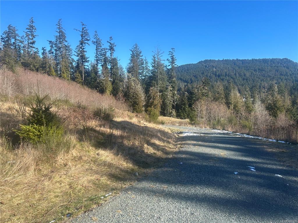 Third View of 2455 Phillips Rd, Sooke, BC, V9Z 0Y3