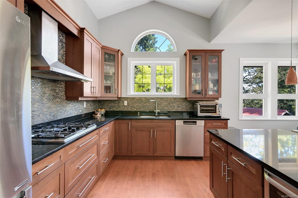 Fourth View of 6799 Jedora Dr, Central Saanich, BC, V8M 1A6