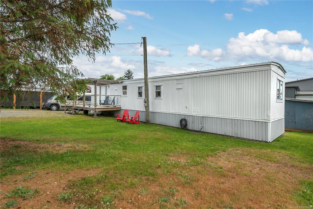 Third View of 2019 Palmer Rd, Campbell River, BC, V9W 5M2