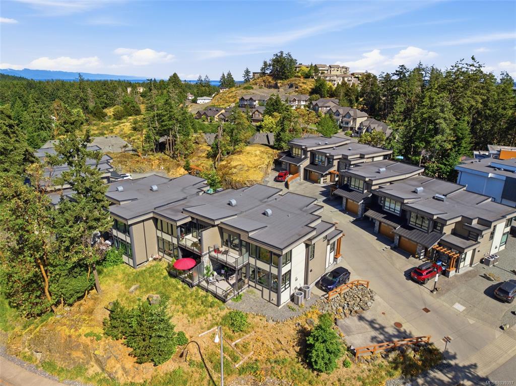Third View of 3406 Ocean Mist Pl, Nanaimo, BC, V9T 0E7