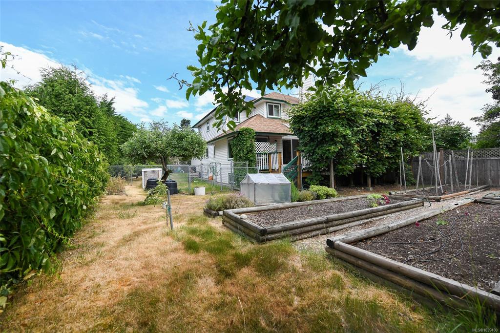 Fifth View of 2112 Stellar Crt, Comox, BC, V9M 3L6