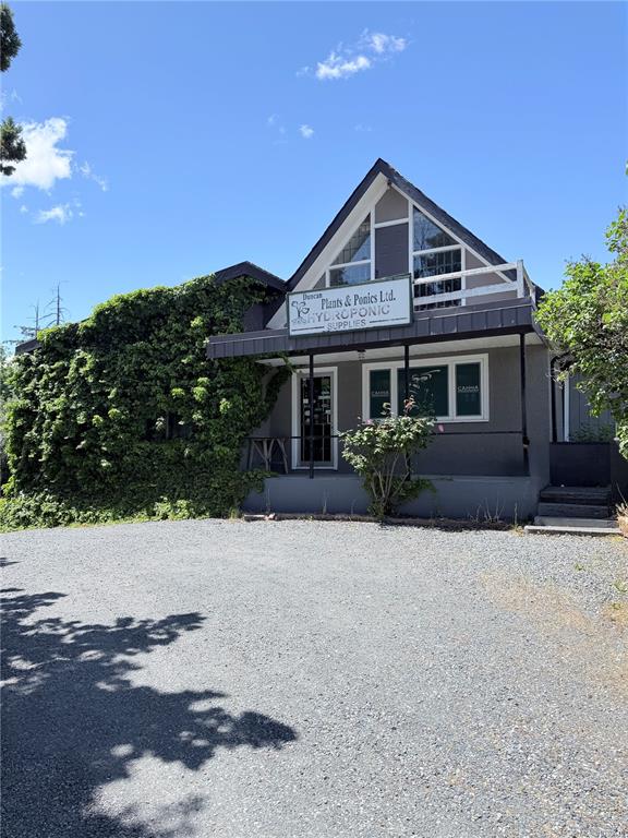 MLS® listing #31495815 for sale located at 6512 Bell Mckinnon Rd