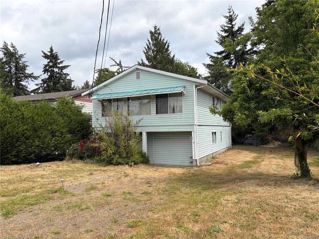 Third View of 2400 Fitzgerald Ave, Courtenay, BC, V9N 6K8