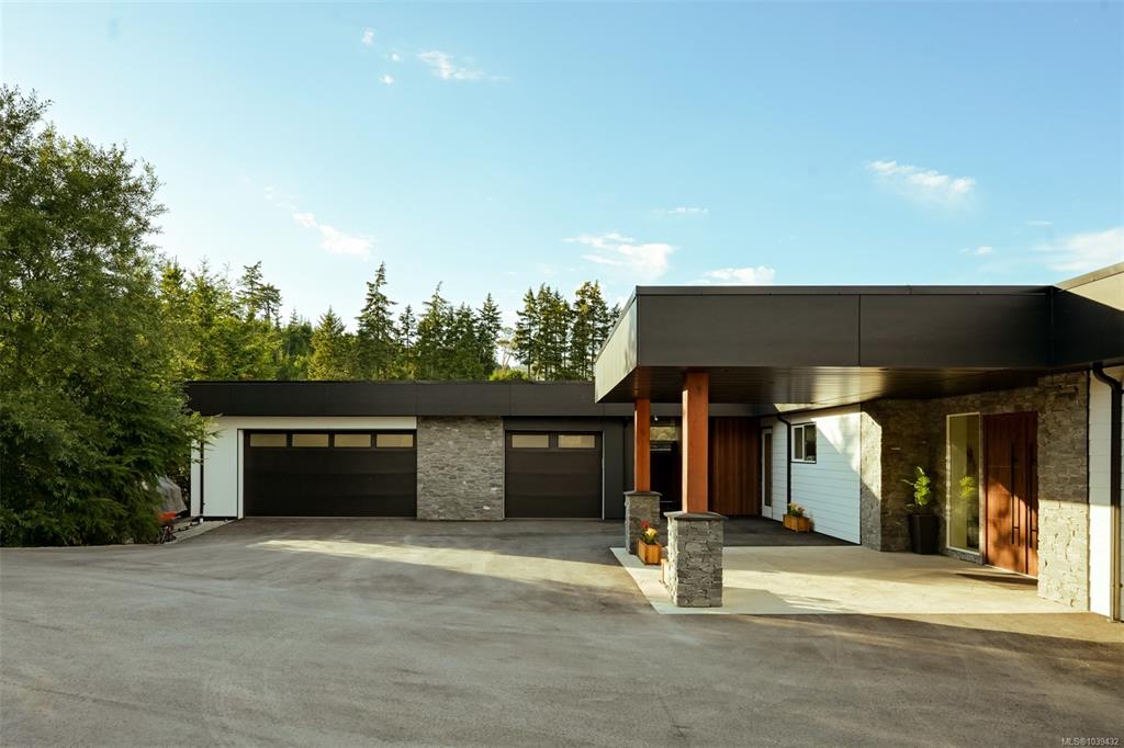 Fifth View of 3979 Goldstream Heights Dr, Shawnigan Lake, BC, V8H 2J1