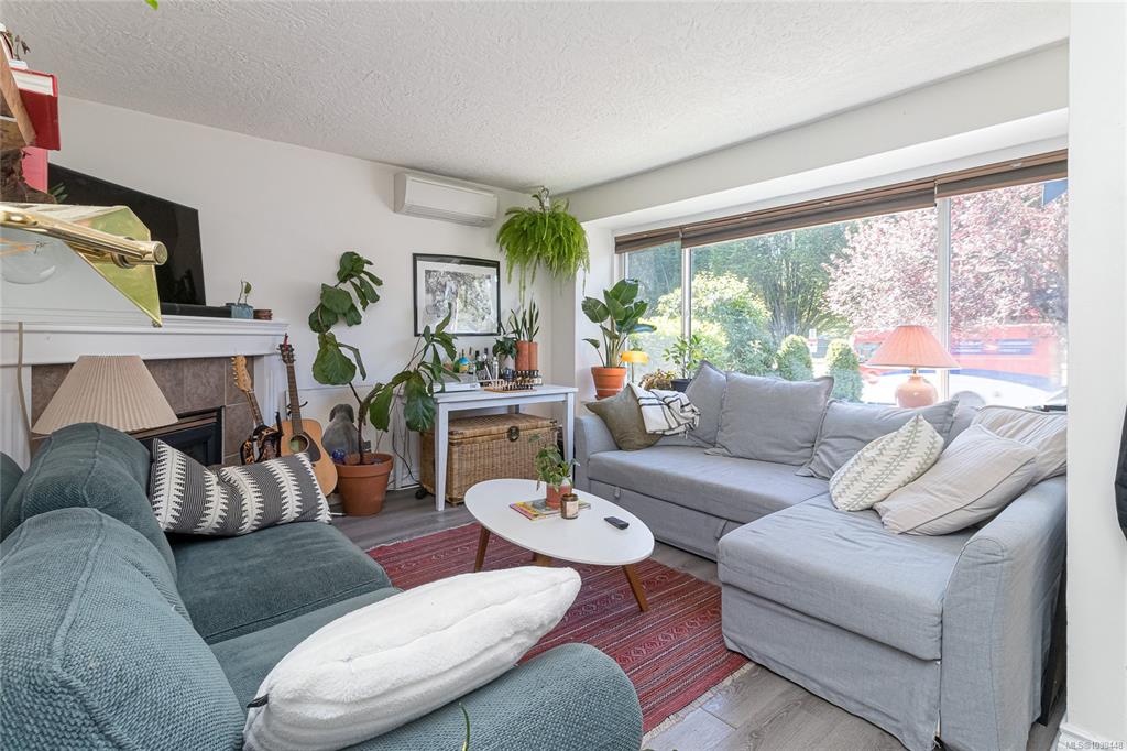 Fifth View of 1228 Pembroke St, Victoria, BC, V8T 1J8
