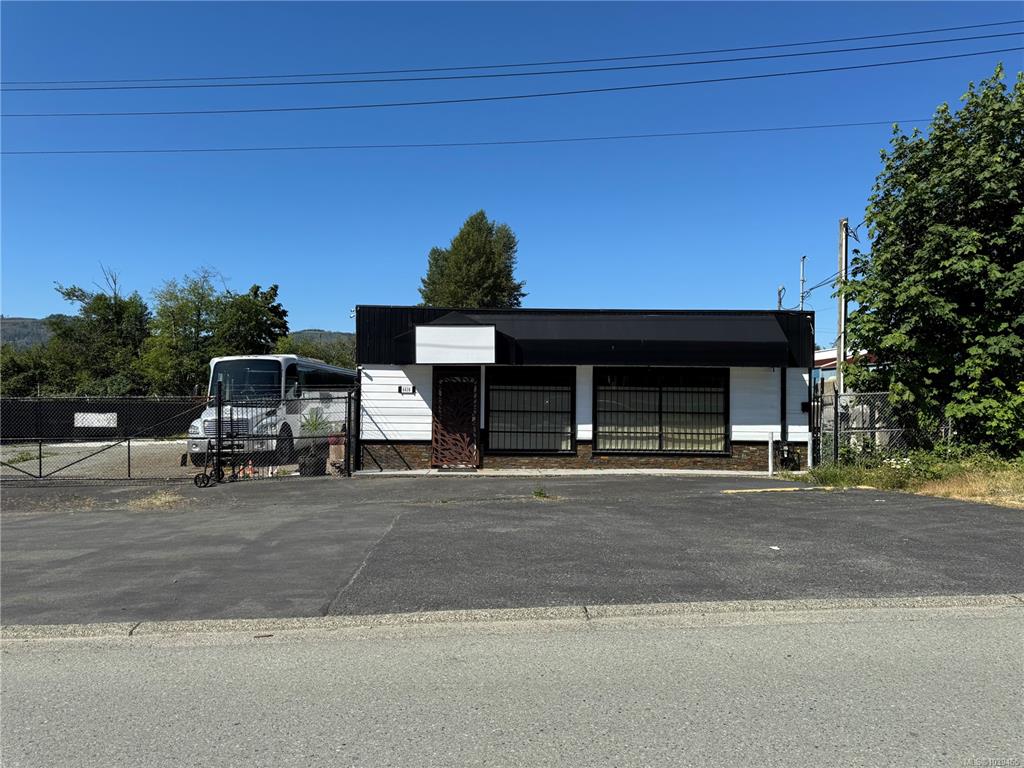 MLS® listing #31499012 for sale located at 4414 Margaret St