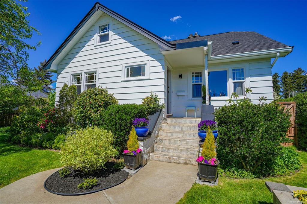 4621 Strathern St, 1039524, BC,
