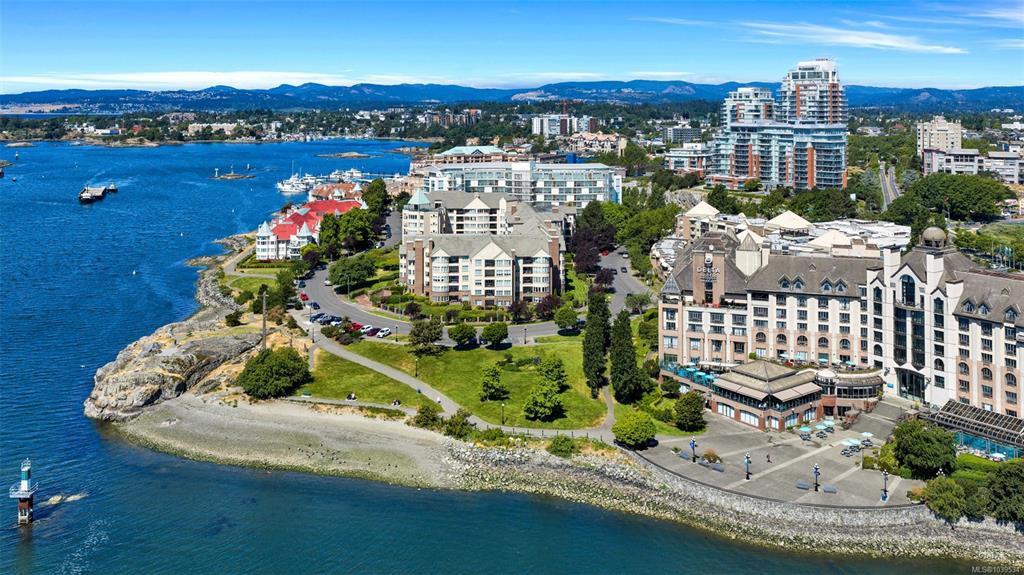 Third View of 50 Songhees Rd, Songhees Point, Victoria, BC, V9A 7J4