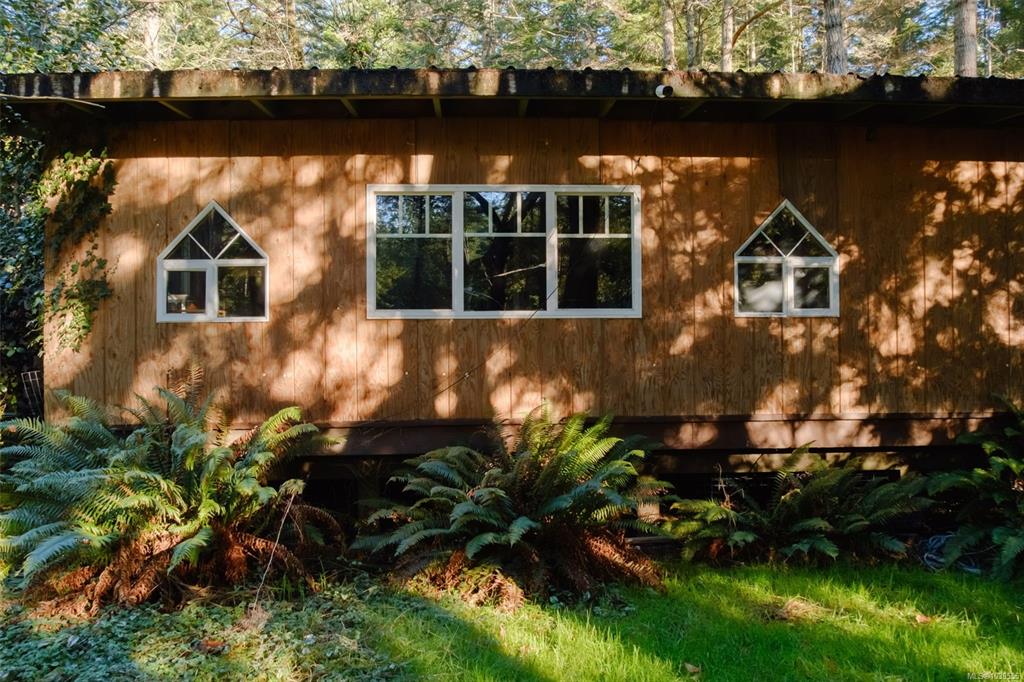 Second View of 1900 Martin Rd, Gabriola Island, BC, V0R 1X7