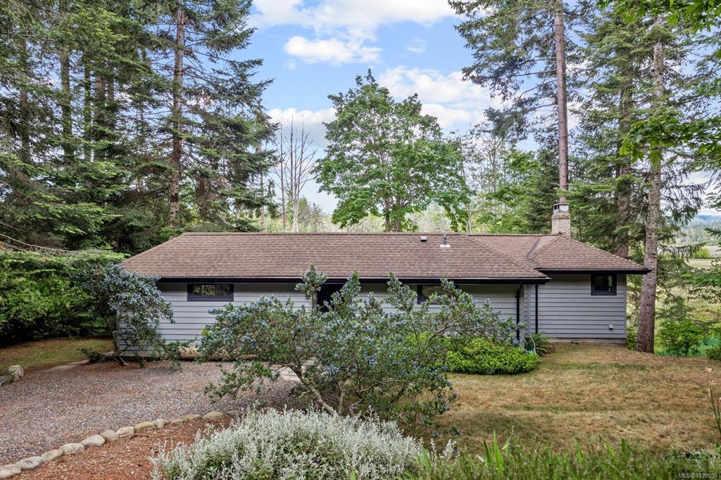 7727 Tozer Rd, 1039559, BC,