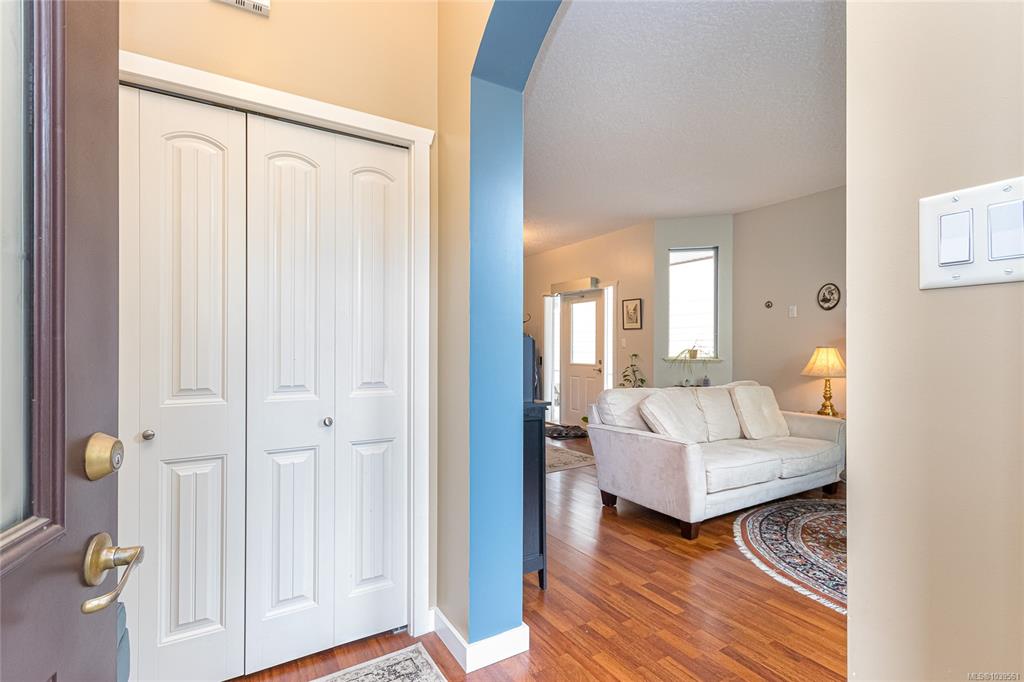 Fourth View of 1001 Wild Ridge Way, Langford, BC, V9C 4M8