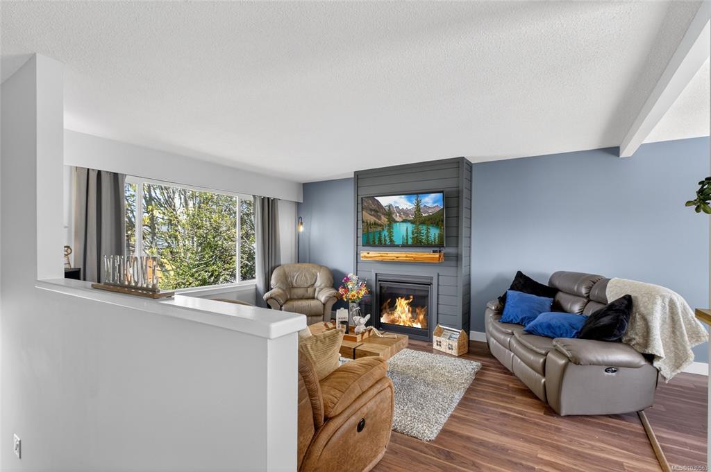 Fourth View of 1130 21st St, Courtenay, BC, V9N 2B8