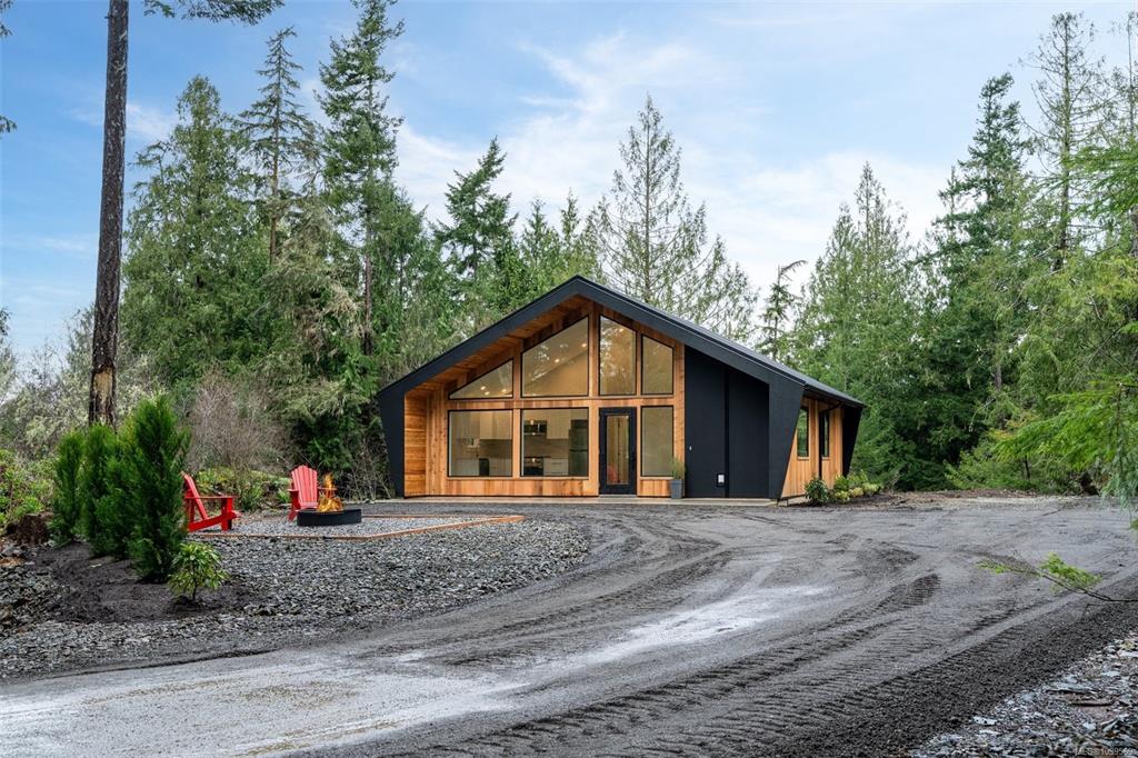 Fourth View of 2470 Carpenter Rd, Sooke, BC, V9Z 0R1
