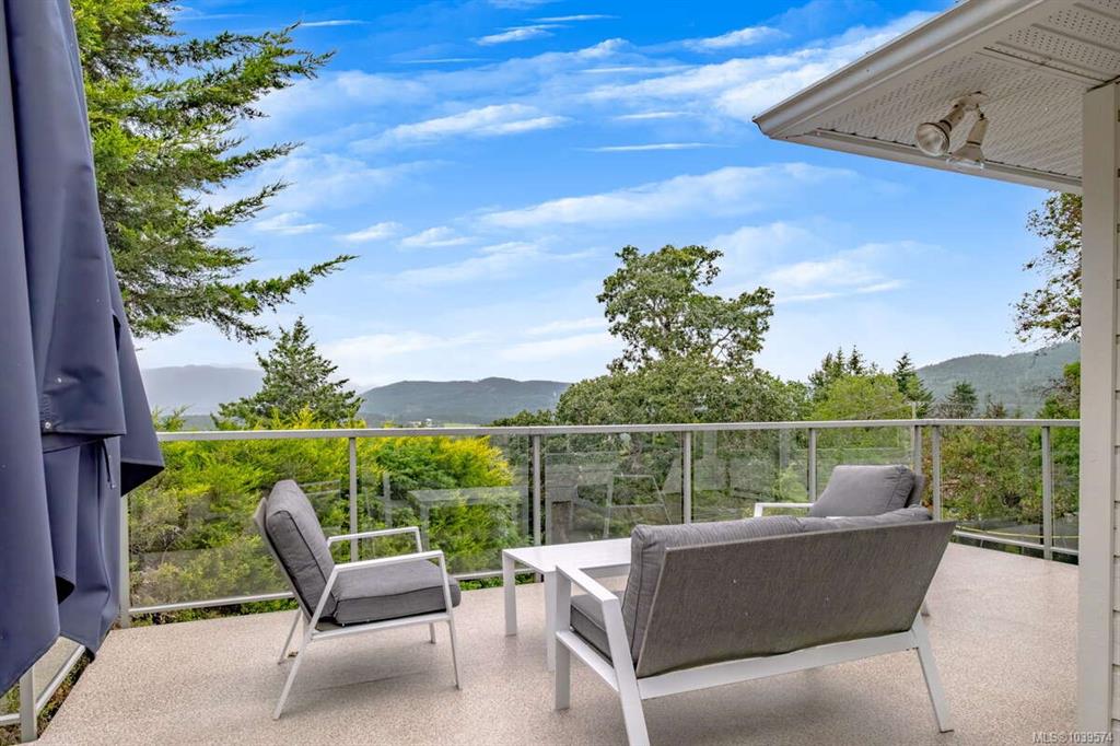 Fourth View of 1206 Mckenzie Dr, Duncan, BC, V9L 5R8
