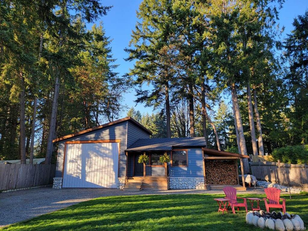 Third View of 2314 Gould Rd W, Nanaimo, BC, V9X 1J7