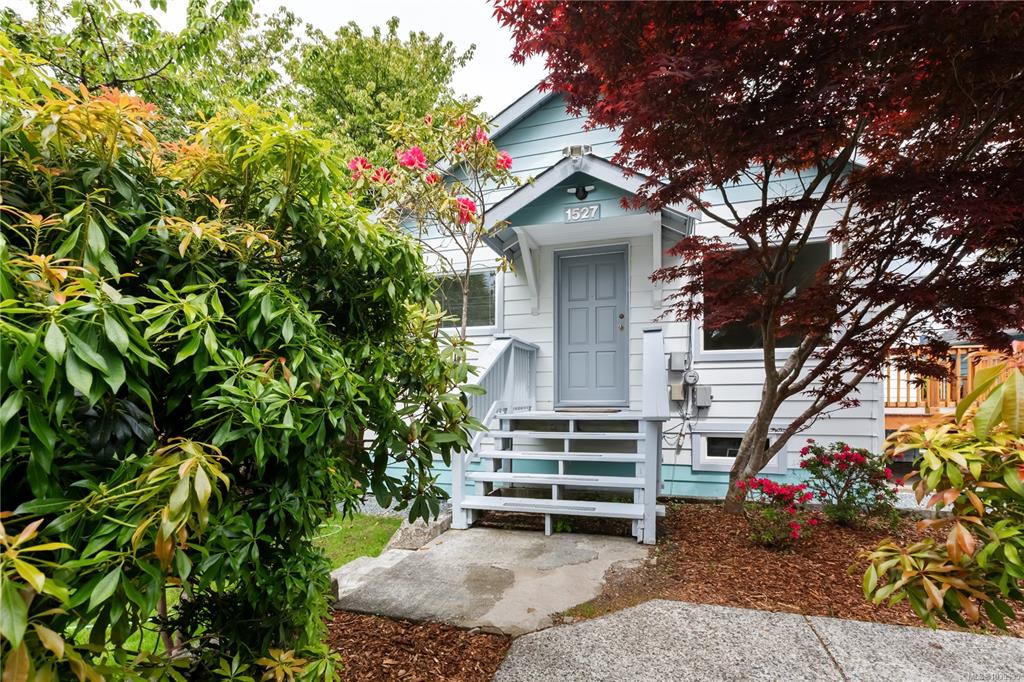 Third View of 1527 Peninsula Rd, Ucluelet, BC, V0R 3A0