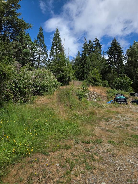 Fourth View of 1824 Swartz Bay Rd, North Saanich, BC, V8L 5R2