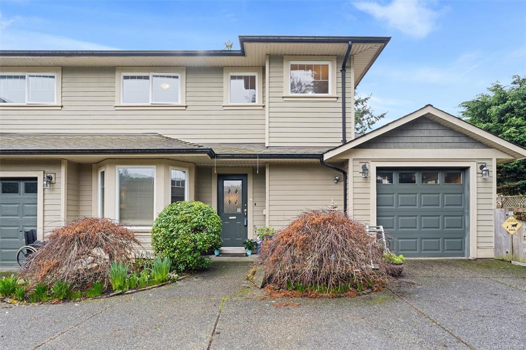 Third View of 10372 Bowerbank Rd, Sidney, BC, V8L 3L7