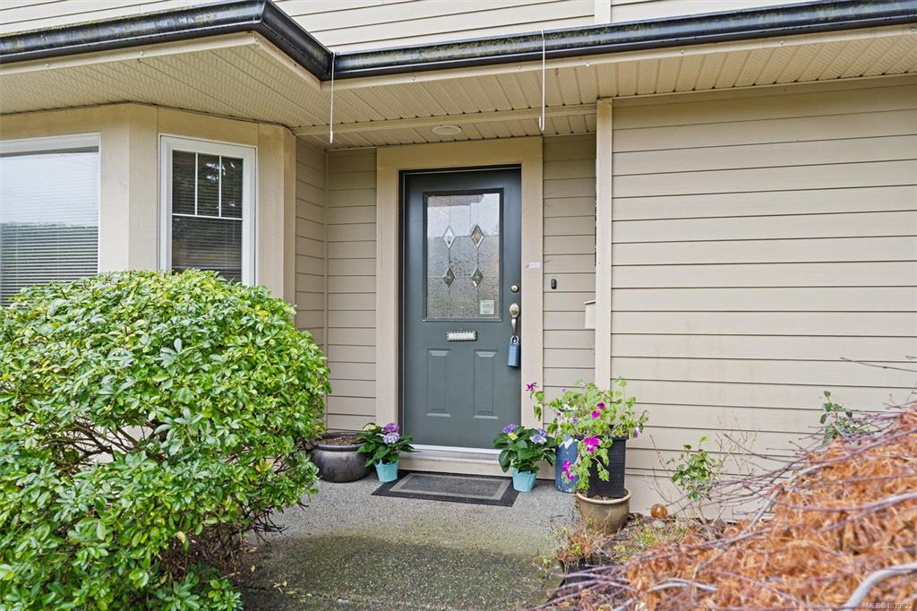 Fourth View of 10372 Bowerbank Rd, Sidney, BC, V8L 3L7