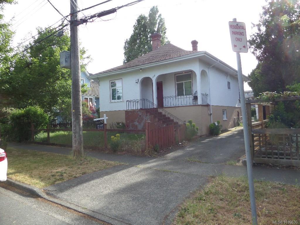 Third View of 1606 Bank St, Victoria, BC, V8R 4V4